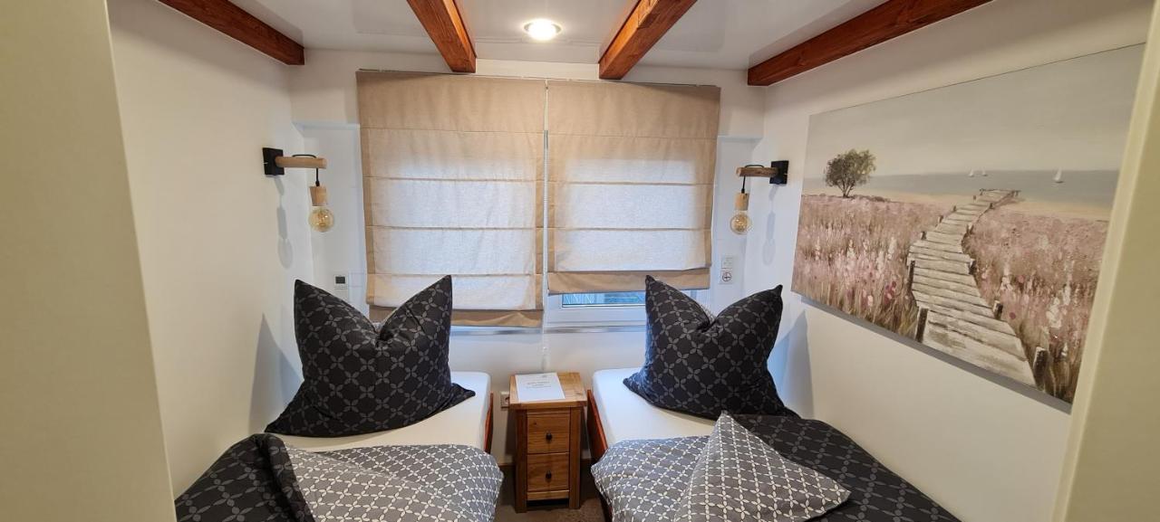 Ferienhaus Am See Hungen Eksteriør billede