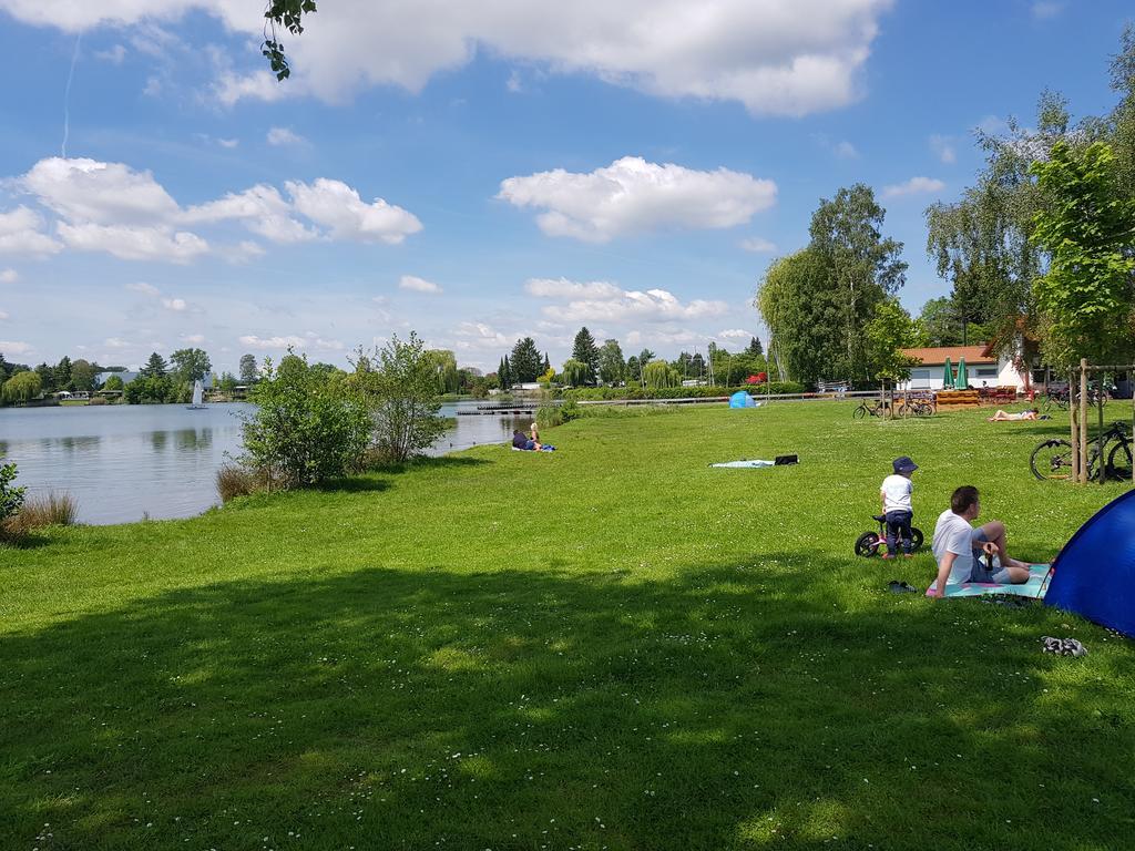 Ferienhaus Am See Hungen Eksteriør billede